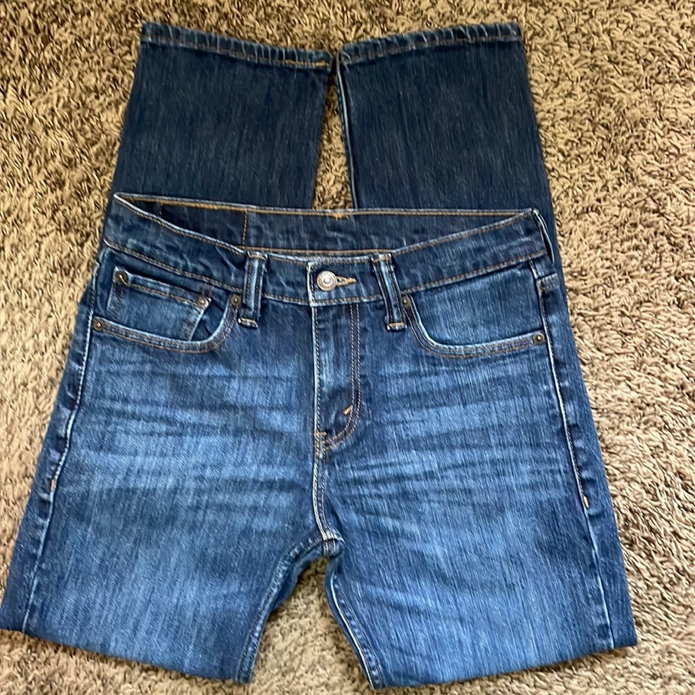 Levi’s 511 mid rise bootcut dark blue jeans, size W29 & L30, EUC, very classic